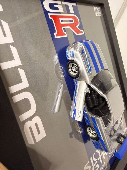 Cuadro con auto a escala Nissan Skyline GTR34